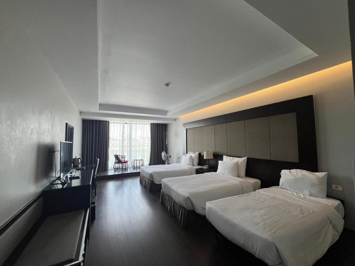 Moon Halo Hotel Hạ Long Extérieur photo